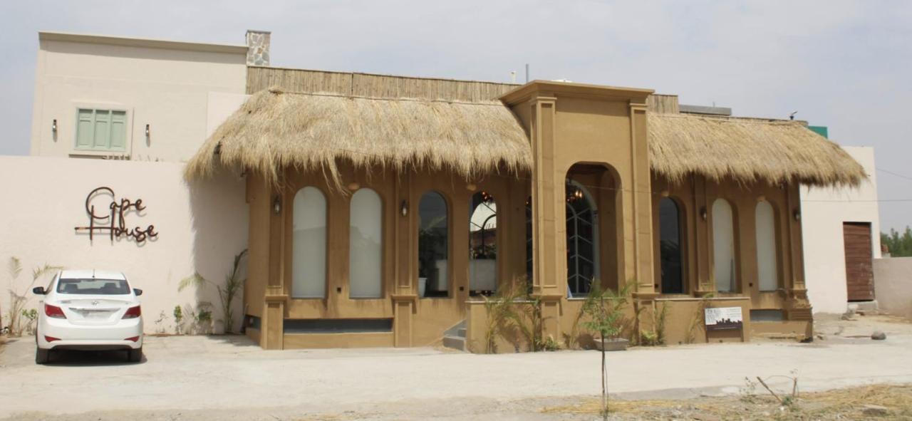 Cape House Hotel Amritsar Exterior photo